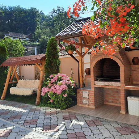 Casa Dacica Hotel Rîşnov Ngoại thất bức ảnh