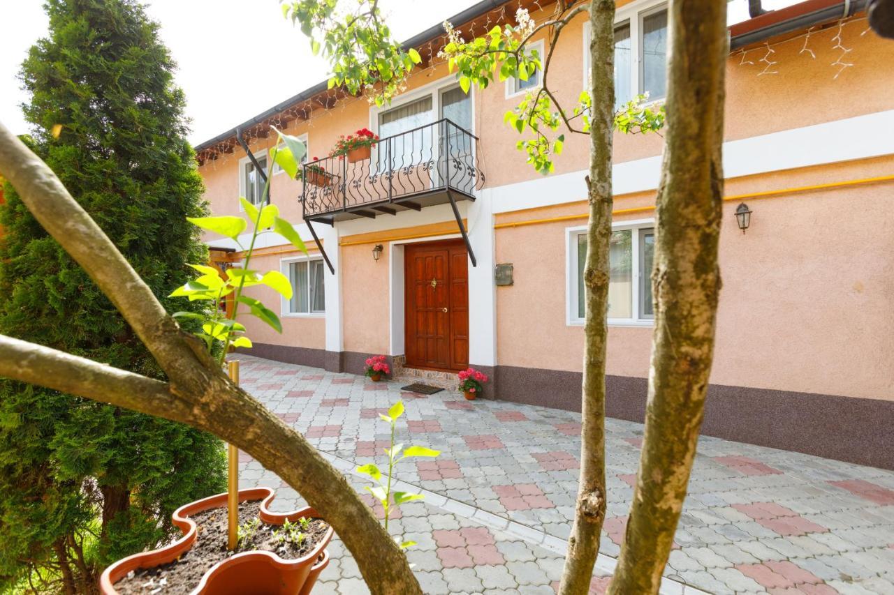 Casa Dacica Hotel Rîşnov Ngoại thất bức ảnh
