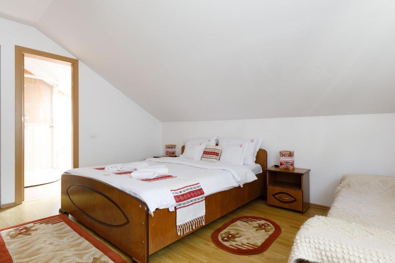 Casa Dacica Hotel Rîşnov Ngoại thất bức ảnh
