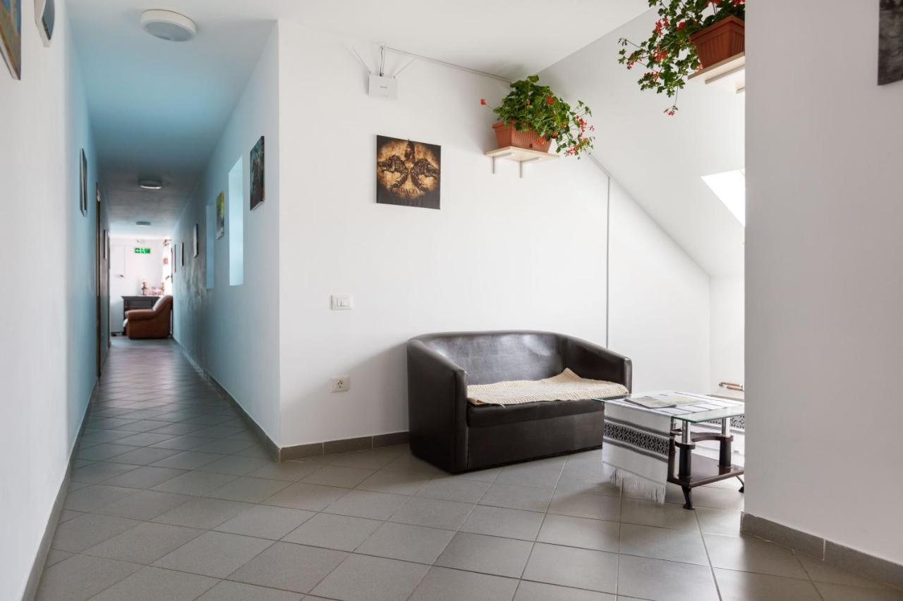 Casa Dacica Hotel Rîşnov Ngoại thất bức ảnh
